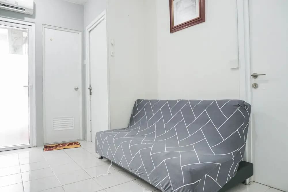 Nice And Cozy Living 2Br At Green Pramuka City Apartment - photo 6