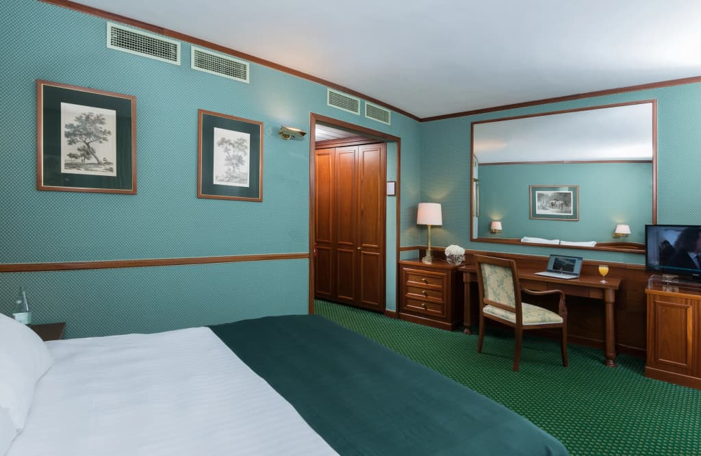 Leonardo Hotel Milan City Center - photo 4