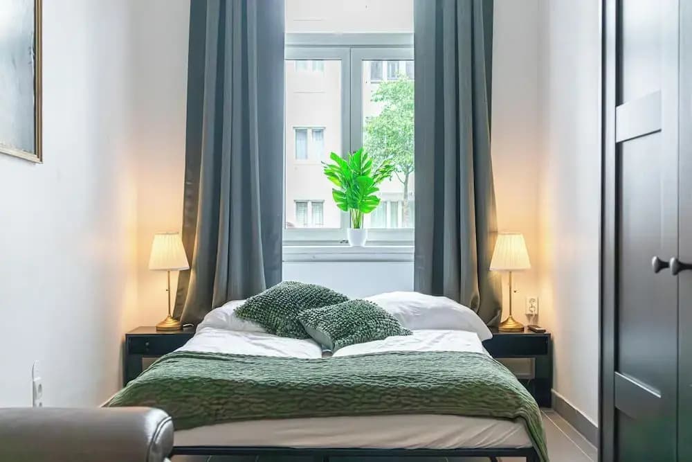 Modern Studio with Easy City Access - photo 1