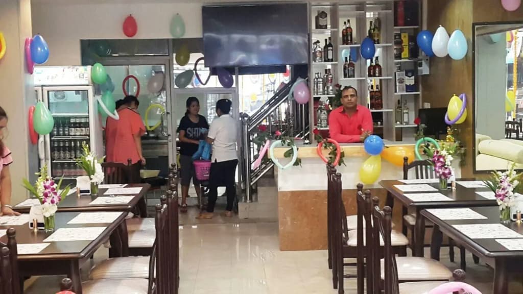 New Pind Balluchi Inn - photo 25