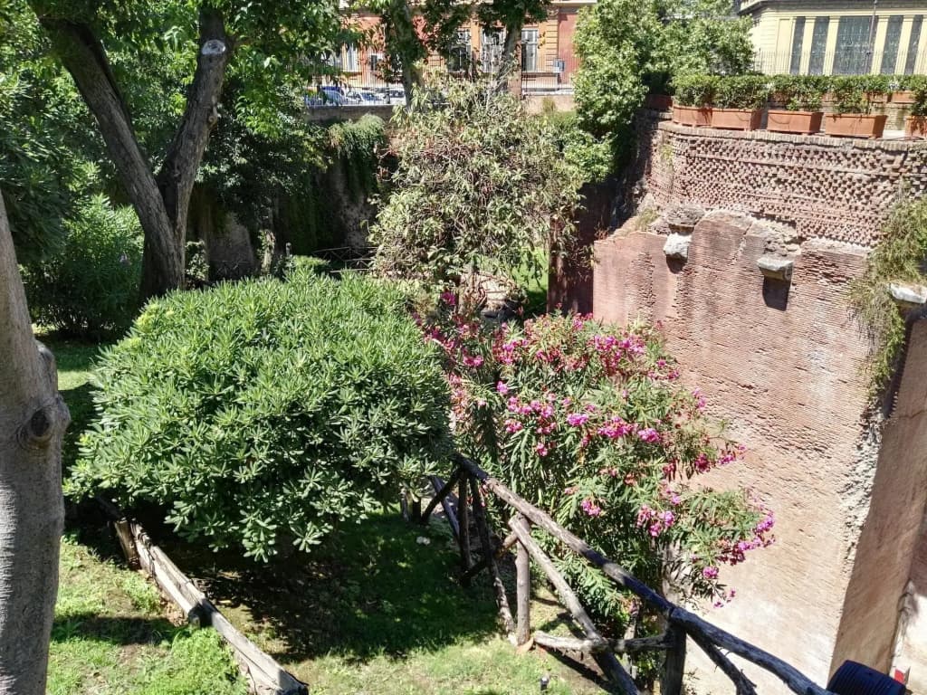 Agli Horti Sallustiani bed & breakfast - photo 13