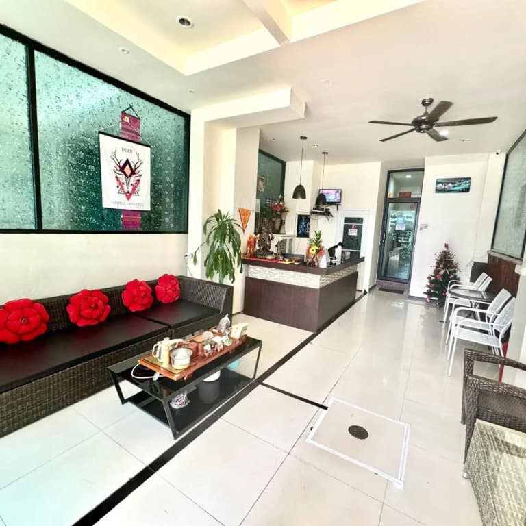 Bad Boys Guesthouse Patong - photo 28