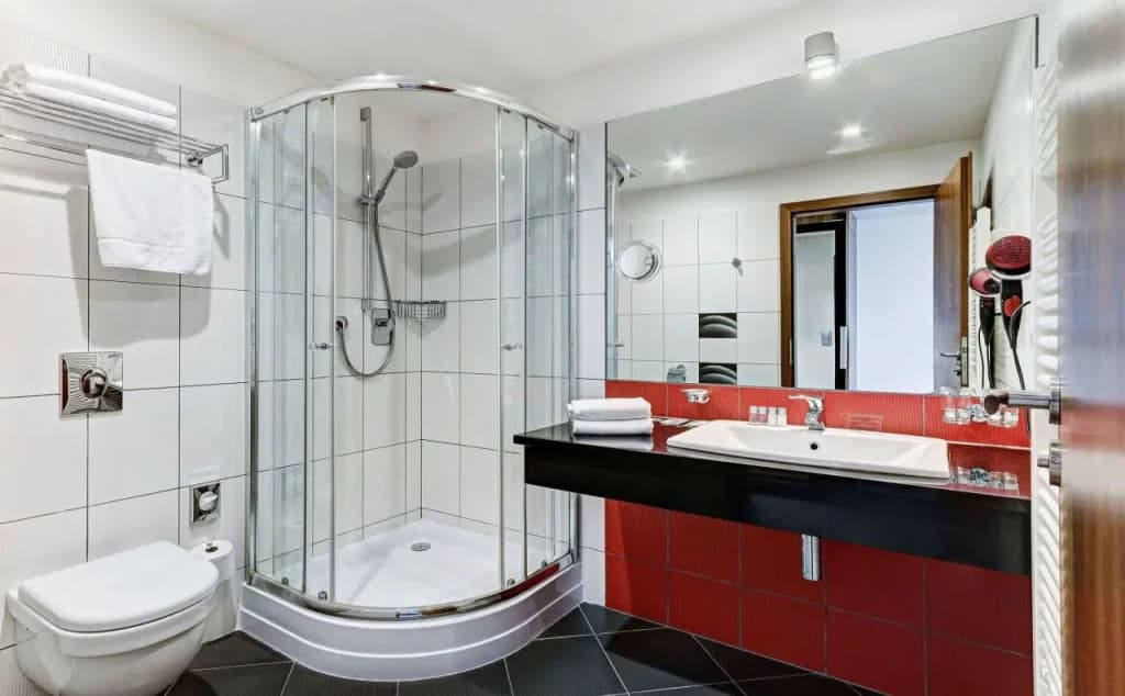 Hotel Silenzio - photo 33