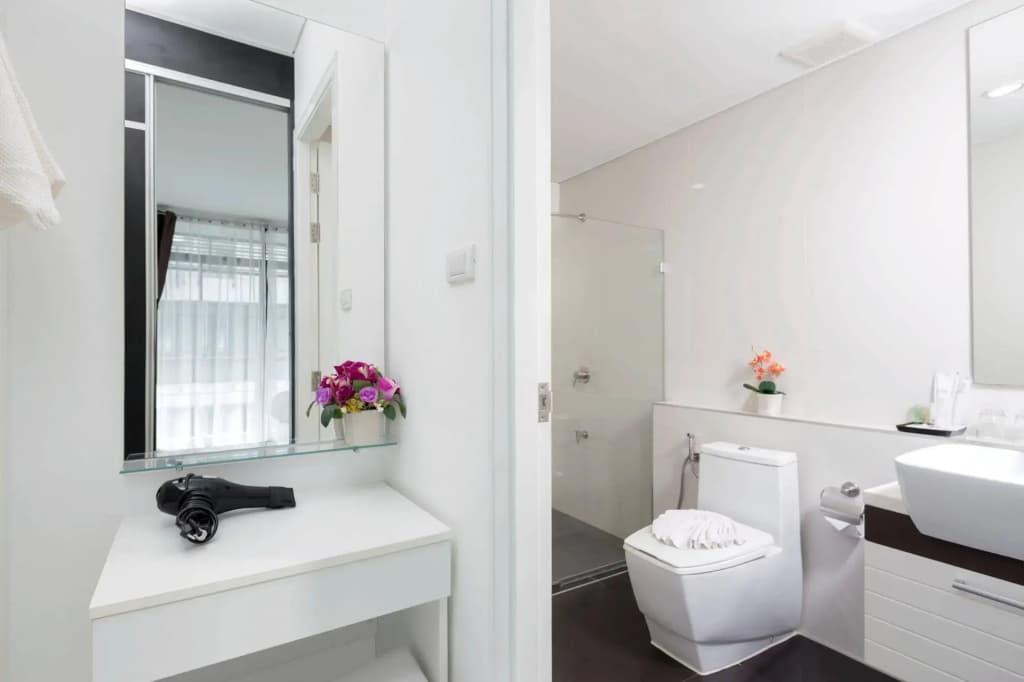 The Regent Condo - photo 7