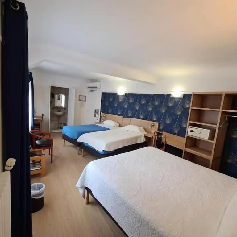 Hotel La Louisiane - photo 27