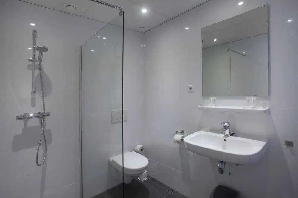Asterisk Hotel - photo 10
