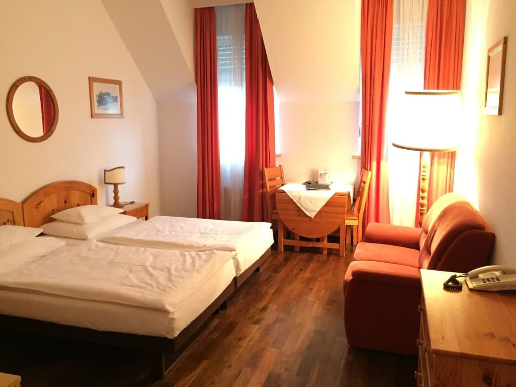 Hotel Caroline - photo 5