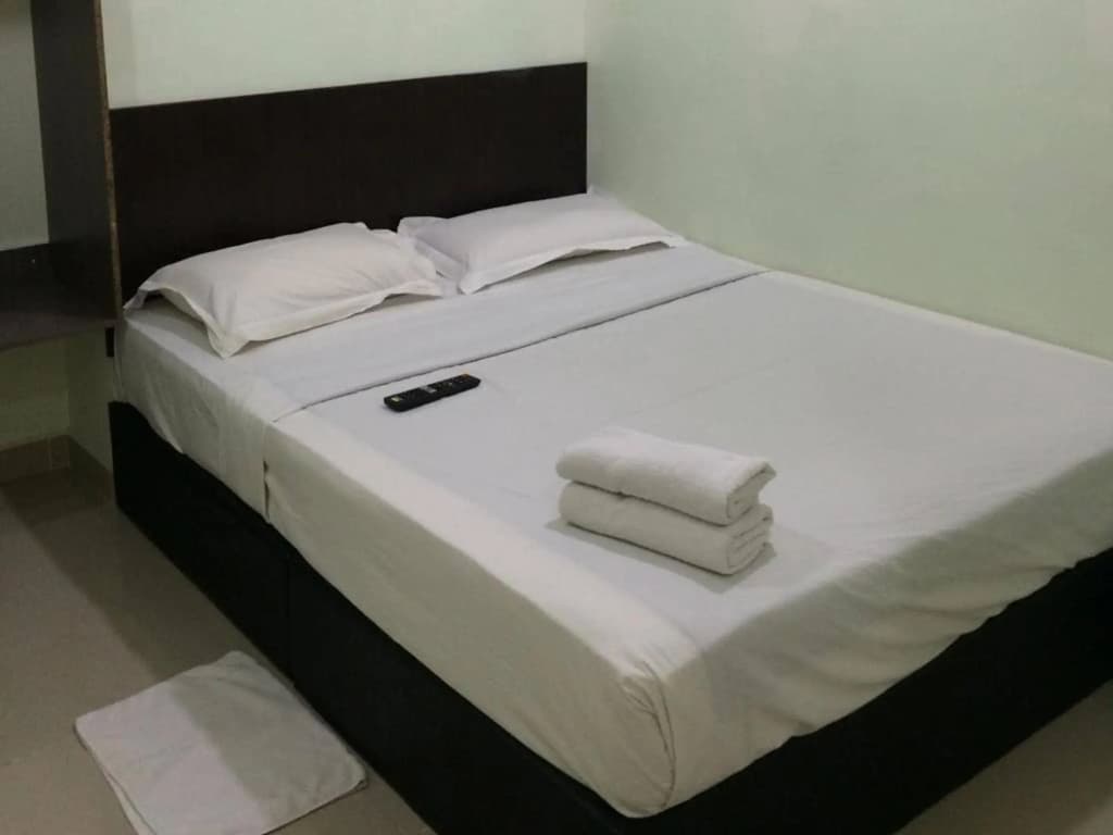 K.L. Empire Hotel - photo 6