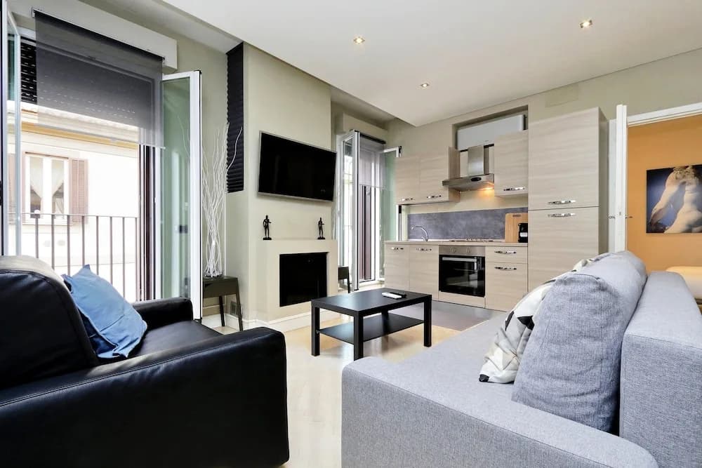Spanish Steps Modern Apartment Balcony - photo 3