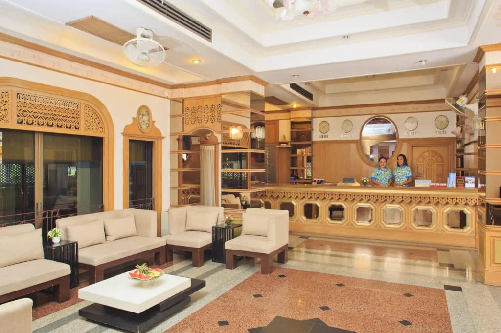 Blue Wave Beach Resort - photo 2
