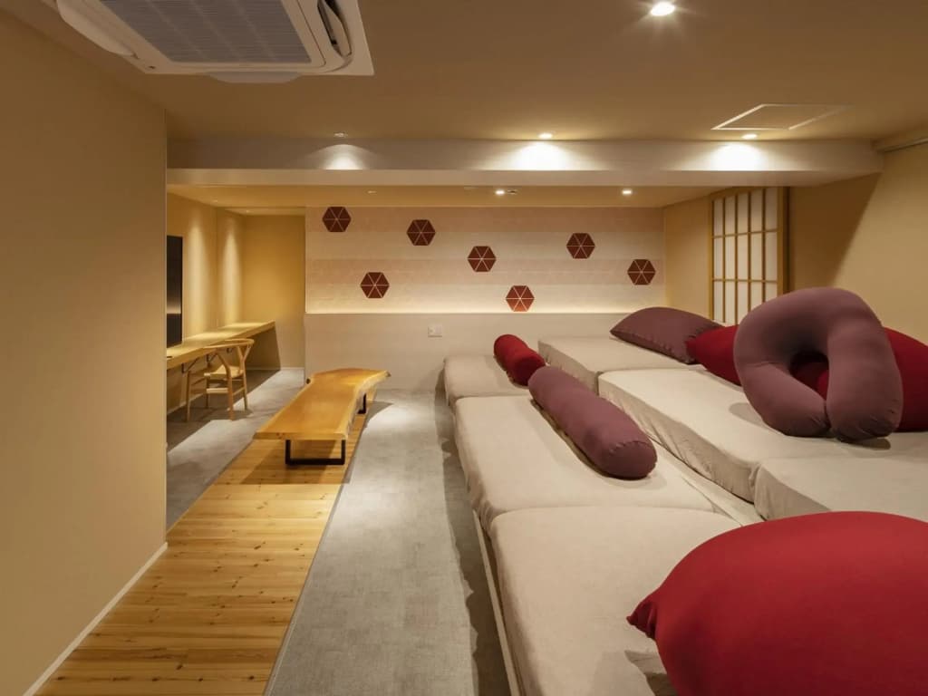 Hotel The Grandee Shinsaibashi - photo 11