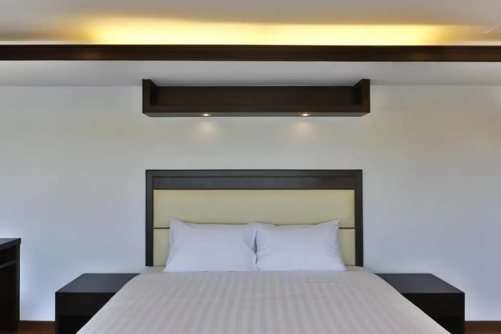 Initial Hua Hin - photo 1