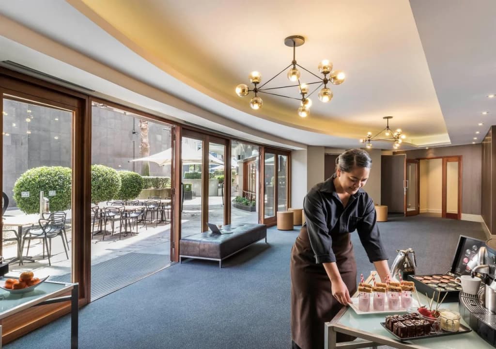 Quay West Suites Melbourne - photo 37