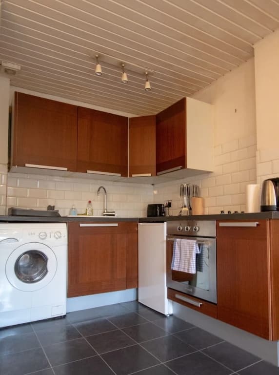 1 Bedroom Flat In Broughton - photo 11