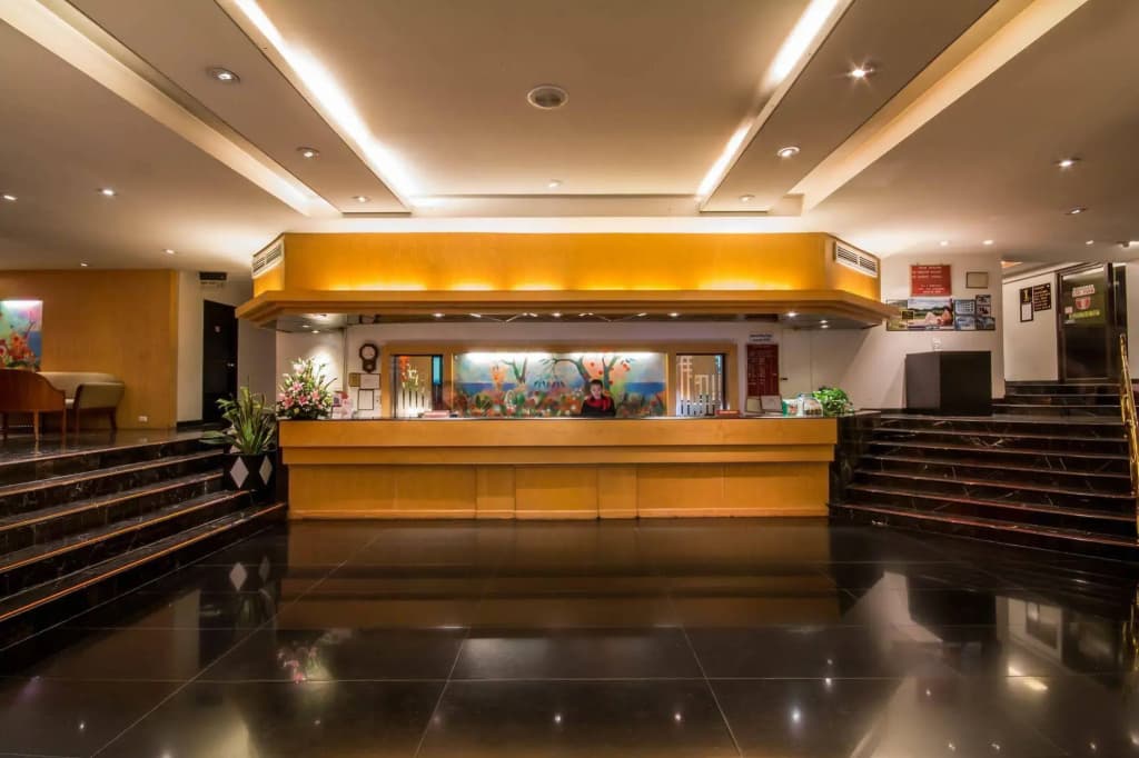 Tai Pan Hotel - photo 16