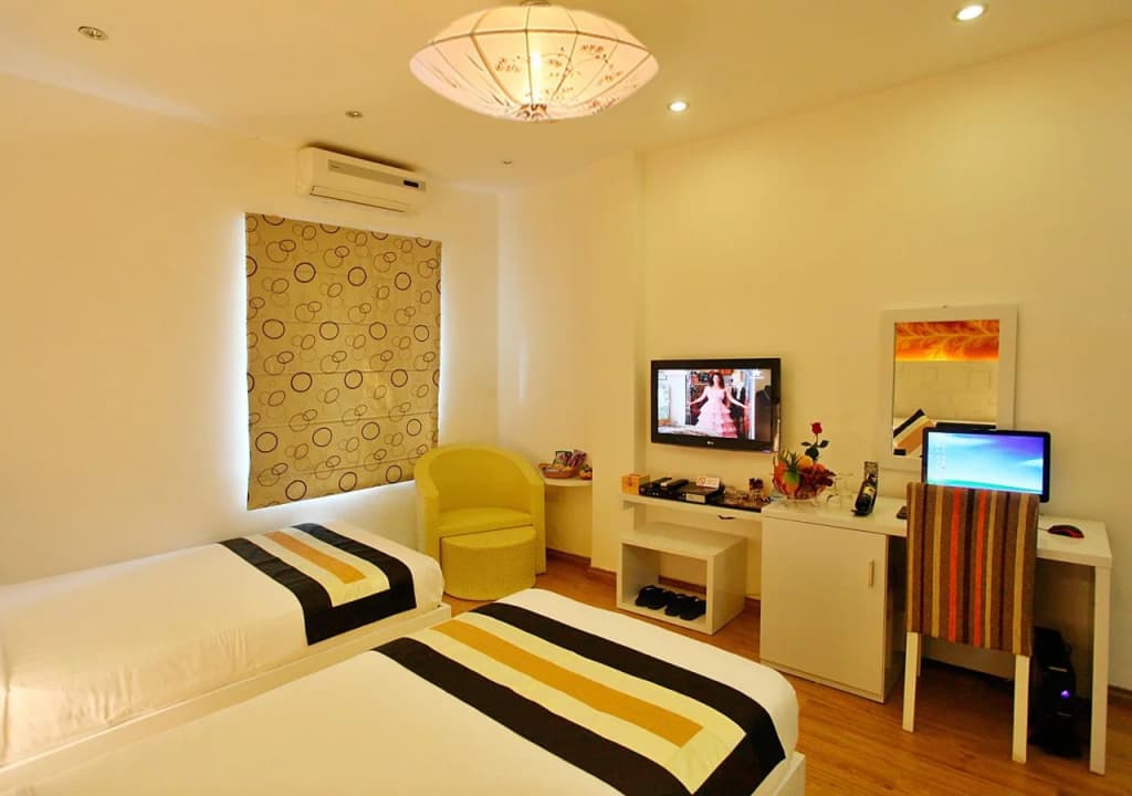 Splendid Star Suite Hotel - photo 2