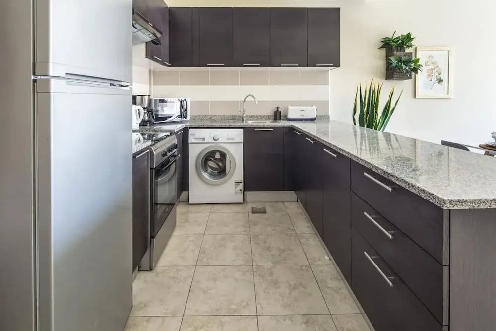 Signature Living in Modern 1BR Apartment at Jvt! - photo 16