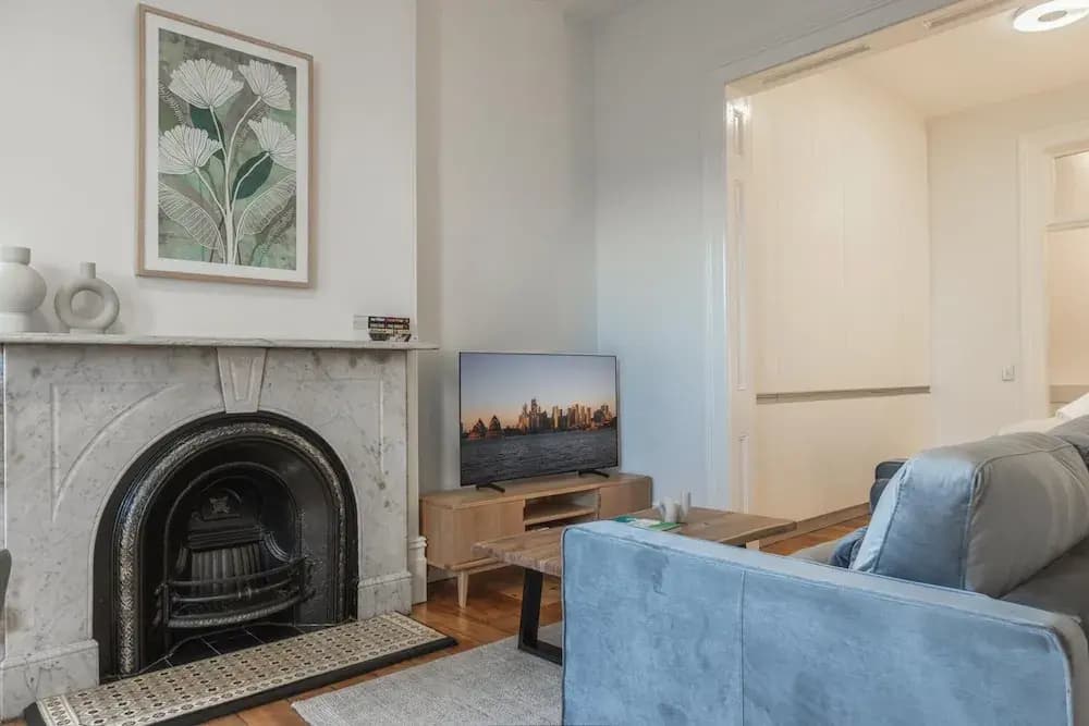Modern 1-bed Studio Near Tramsheds - photo 6