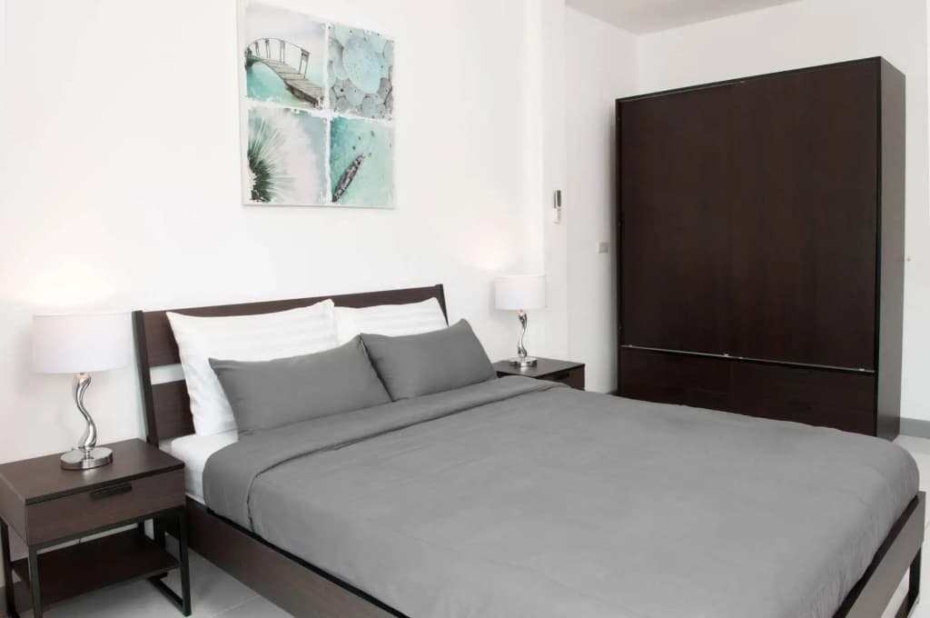 Surin Beach Rooms - photo 4