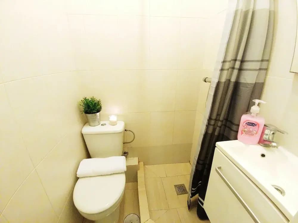 Luxury Flat Legazpi - photo 10