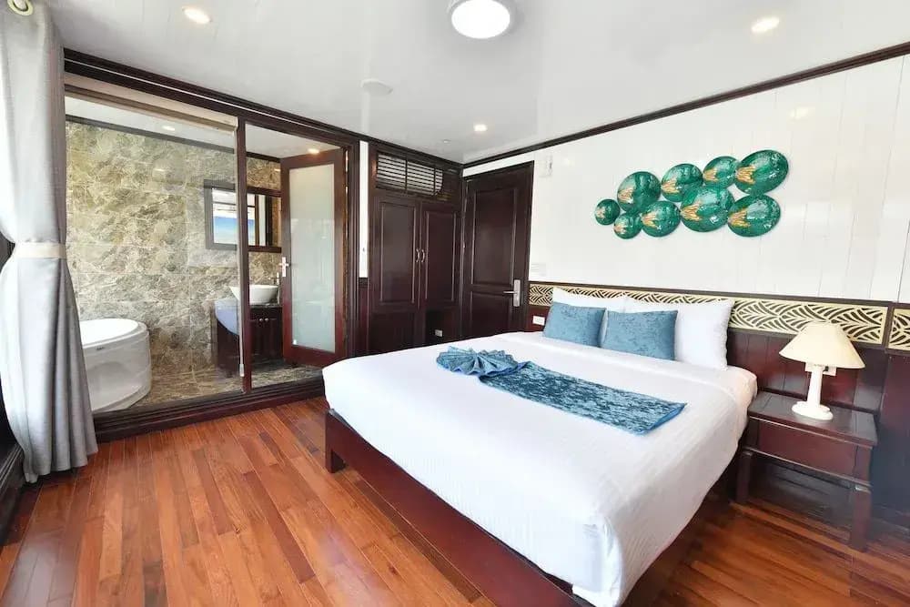 Halong Sapphire Cruise - photo 5
