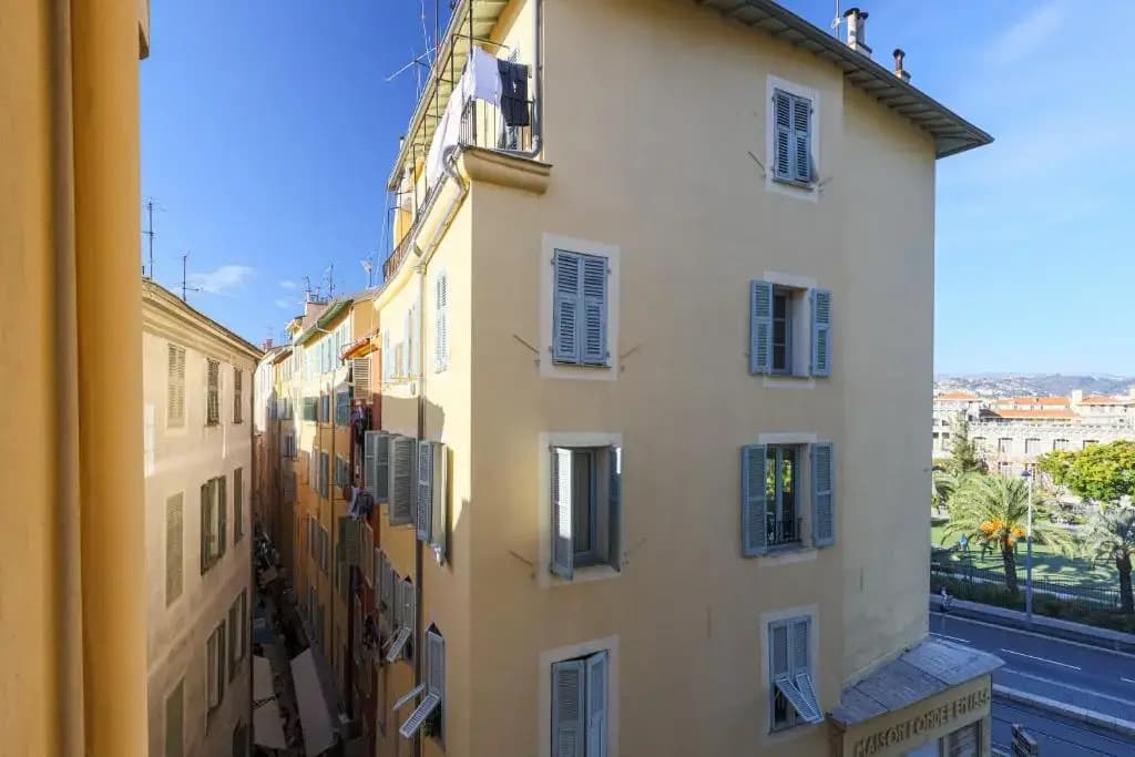 Large 3 Bdr Old Town - AC - main photo