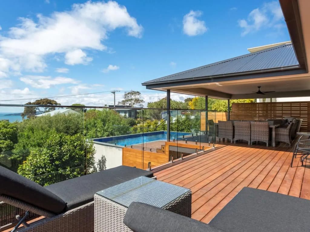 Poolside Getaway Dromana - photo 6