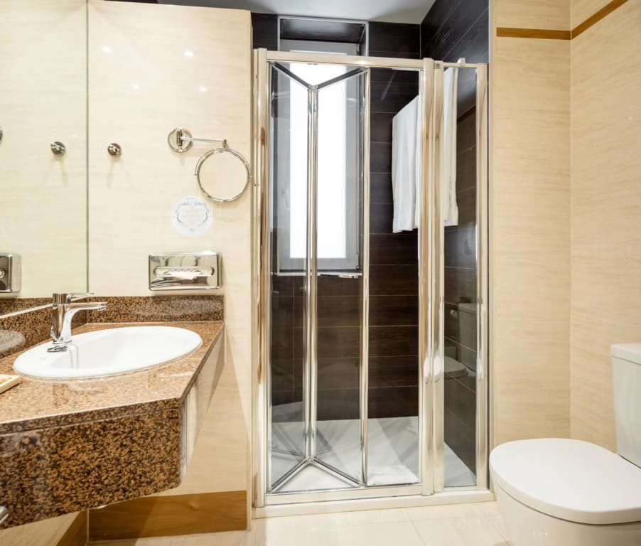 Ilunion Les Corts Spa Hotel - photo 14