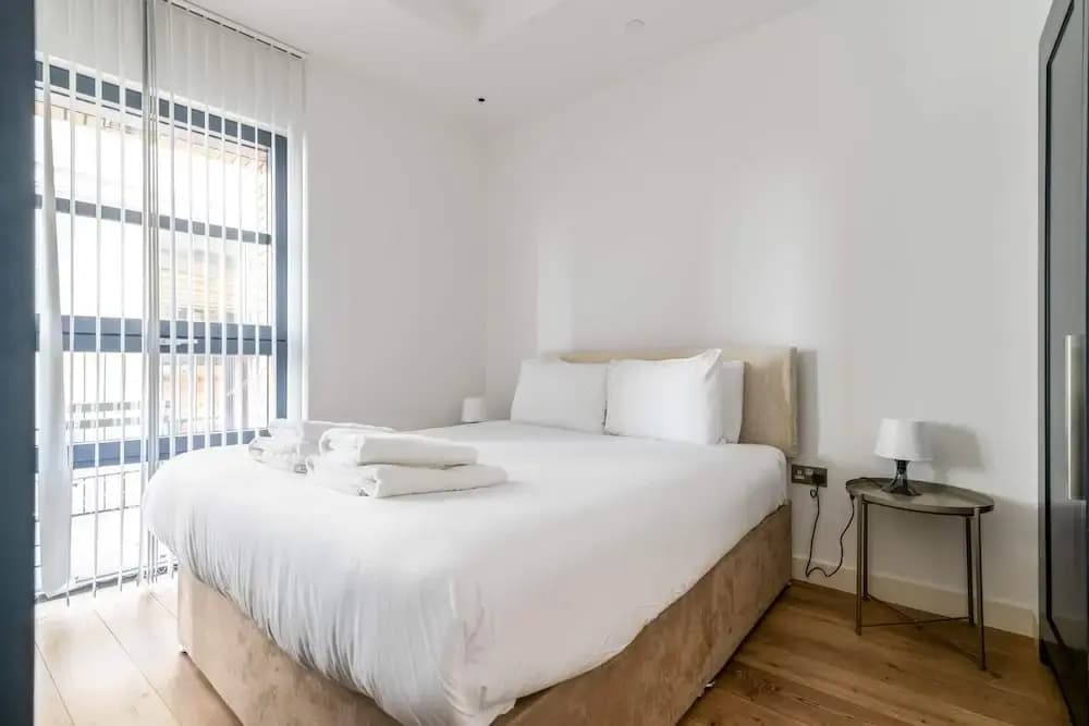 Modern Canning Town Studio - photo 2