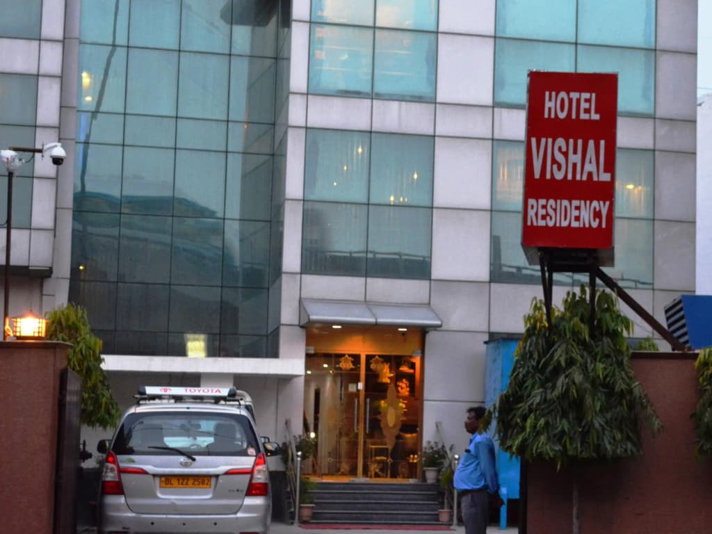 Hotel Vishal Residency, Mahipalpur Near IGI Delhi Airport - main photo