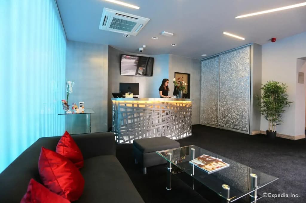 The Bryson Hotel - photo 18