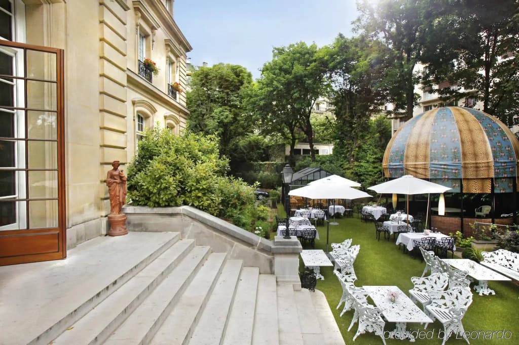 Saint James Paris - Relais & Chateaux - photo 18
