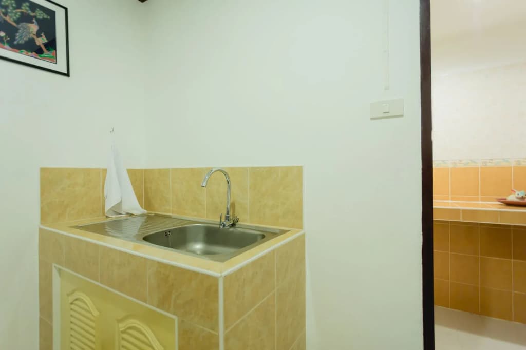 Rabbit Mansion Patong Hotel - photo 9