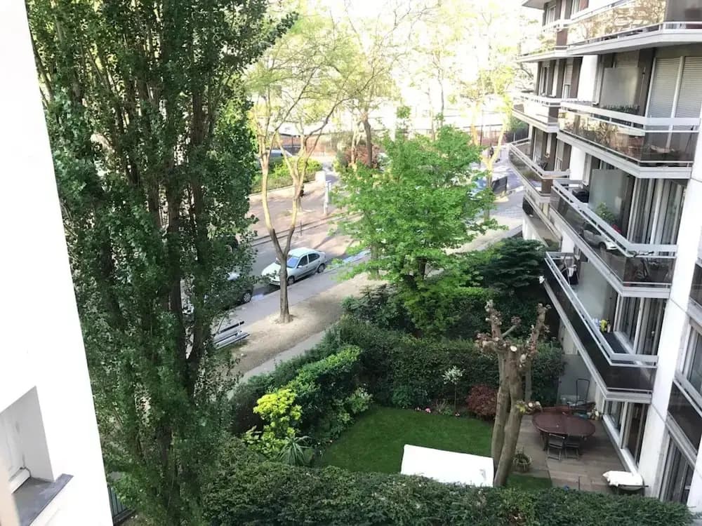Tour Eiffel Peclet Paris - main photo