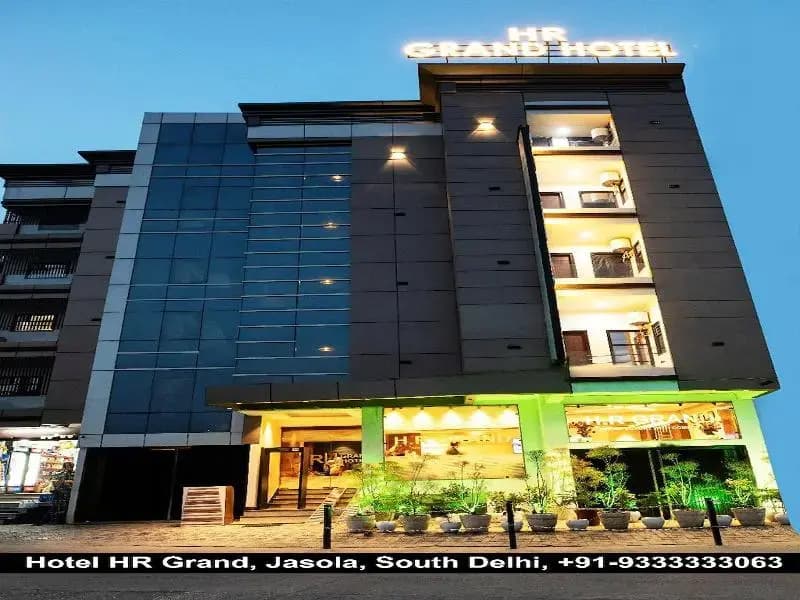 HR Grand Hotel - photo 29