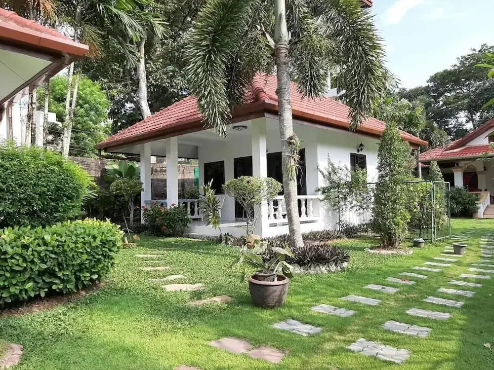 Smile House & Pool - photo 21