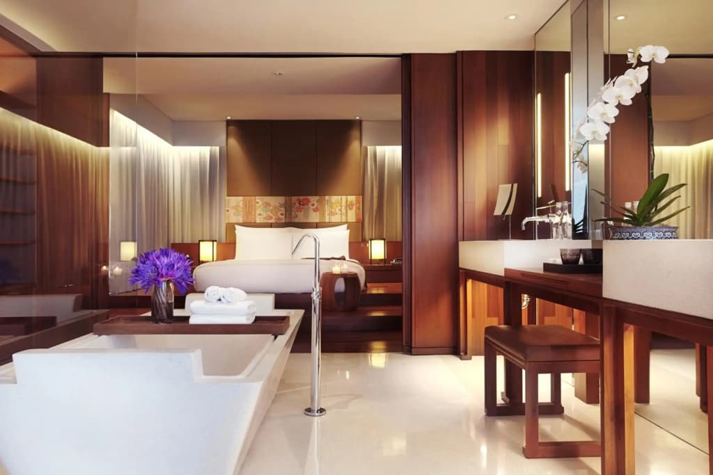 Hansar Bangkok Hotel - photo 4