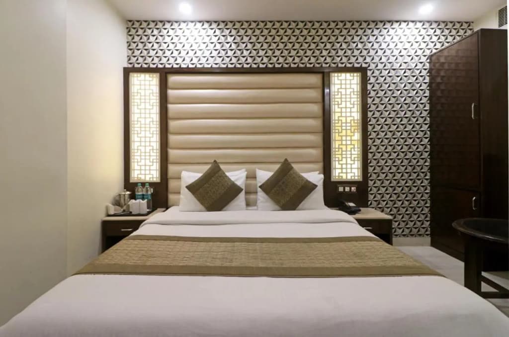 Hotel Mannat International - photo 46