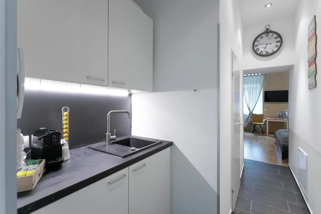 Apartment, modern und neu renoviert - photo 15