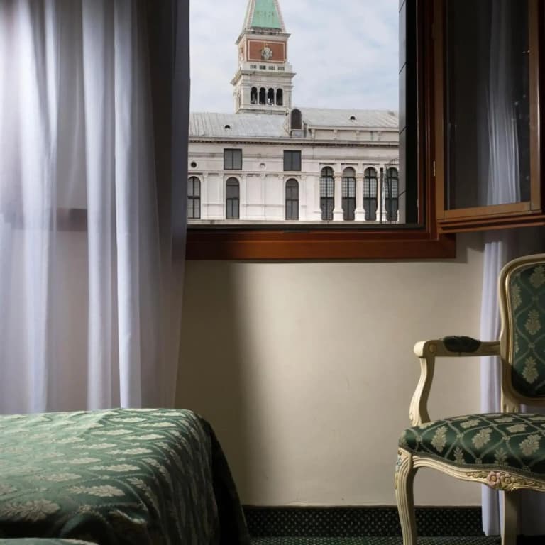 Albergo Commercio e Pellegrino - photo 31
