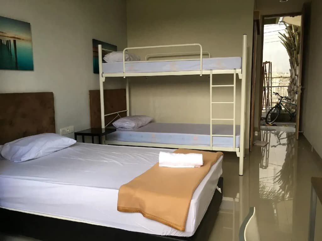 Olivia Inn Denpasar - photo 4