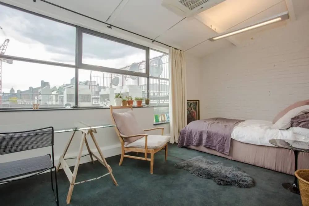 Quirky Penthouse Conversion Near Battersea Park - photo 7