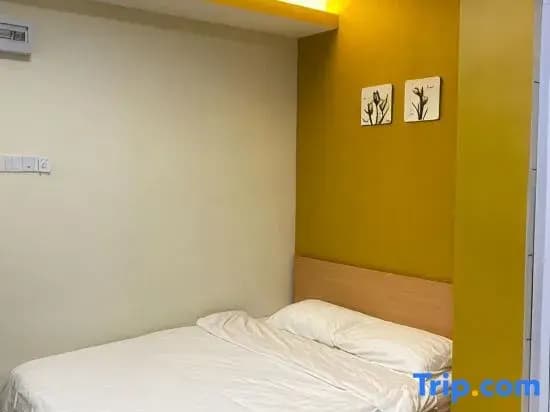 Sunshine Hotel - photo 8