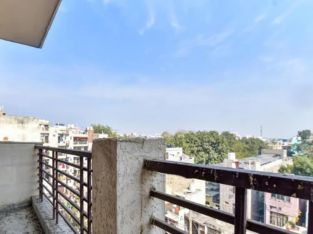 South Delhi Inn - photo 15