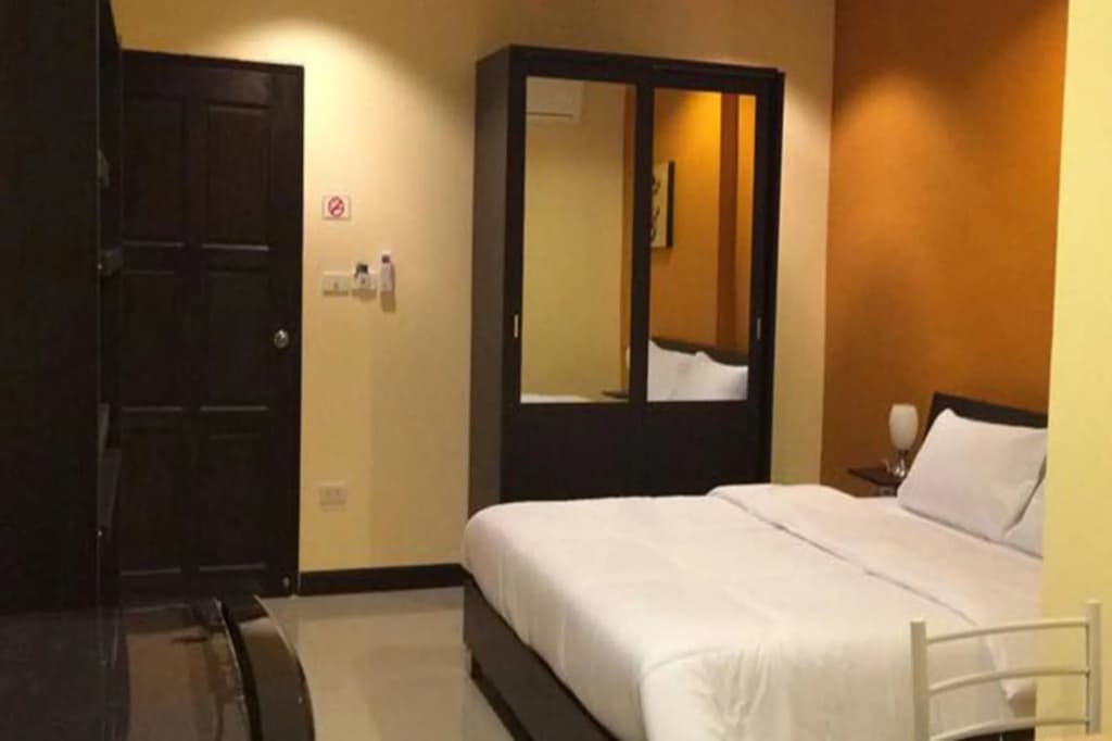Gecko Hotel - photo 7