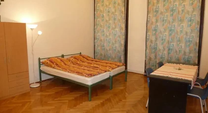 City Center Rooms - photo 8
