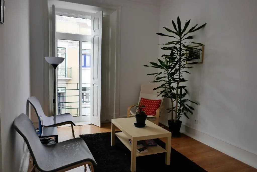Fernando Pessoa Lisbon Rooms - photo 8