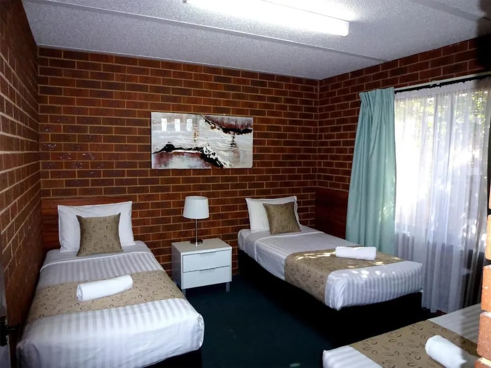Healesville Motor Inn - photo 19