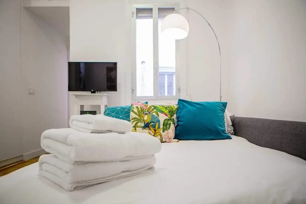 Lovely and Chic 1 Bed apt Next to Atocha - photo 5