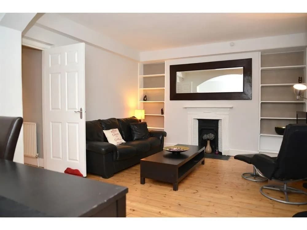 Erlox Hyde Park - main photo
